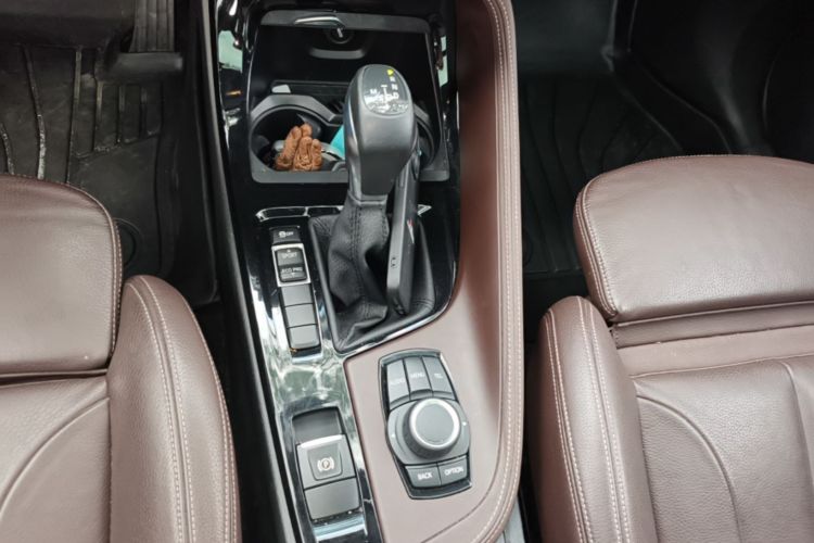 BMW X1 2018 #14 BMW X1 2018 immagine di auto #14