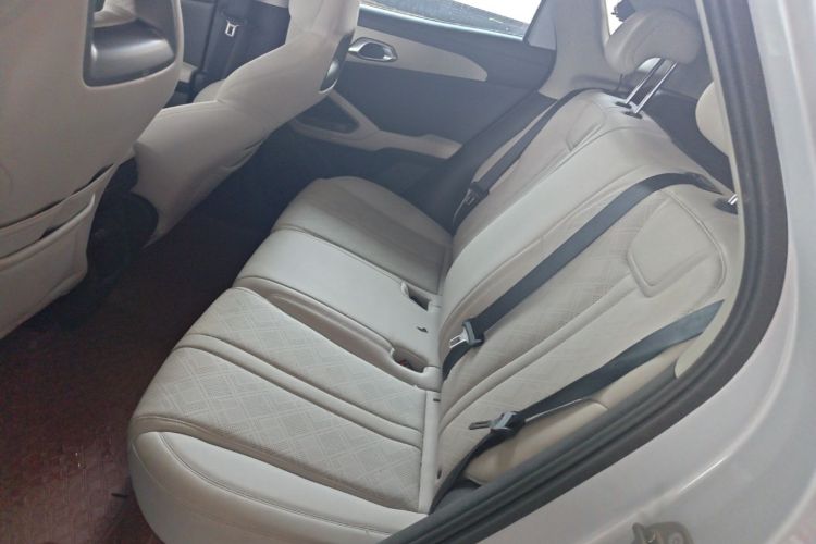 BYD YuanUP 2024 #17 BYD YuanUP 2024 car image #17