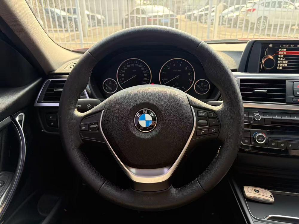 BMW 3 Series 2017 #11 BMW 3 Series 2017 car image #11