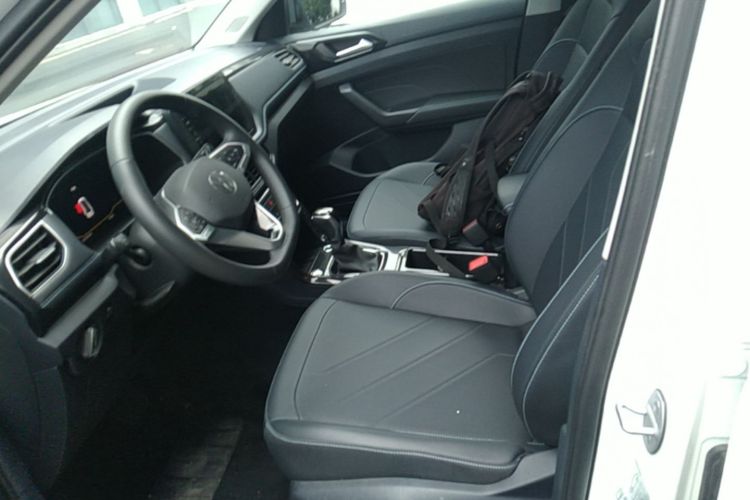 Volkswagen Tharu 2025 #15 Volkswagen Tharu 2025 immagine di auto #15
