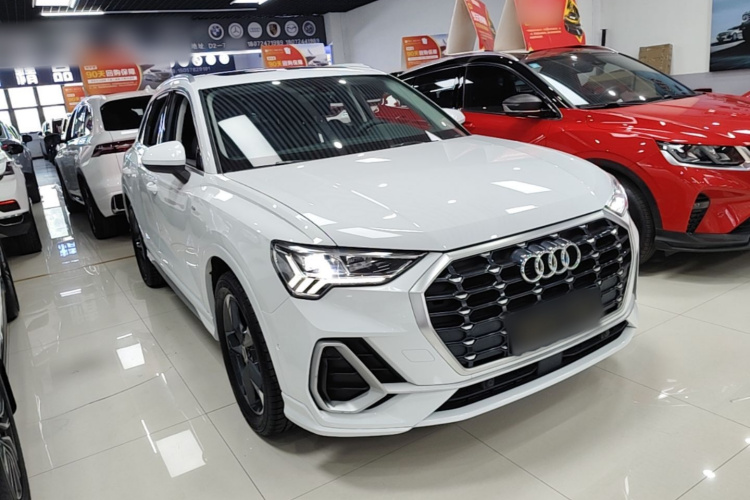 Audi Q3 2022 #4 Audi Q3 2022 car image #4