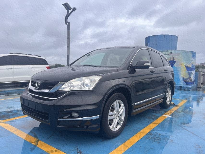 2010 2010 car image