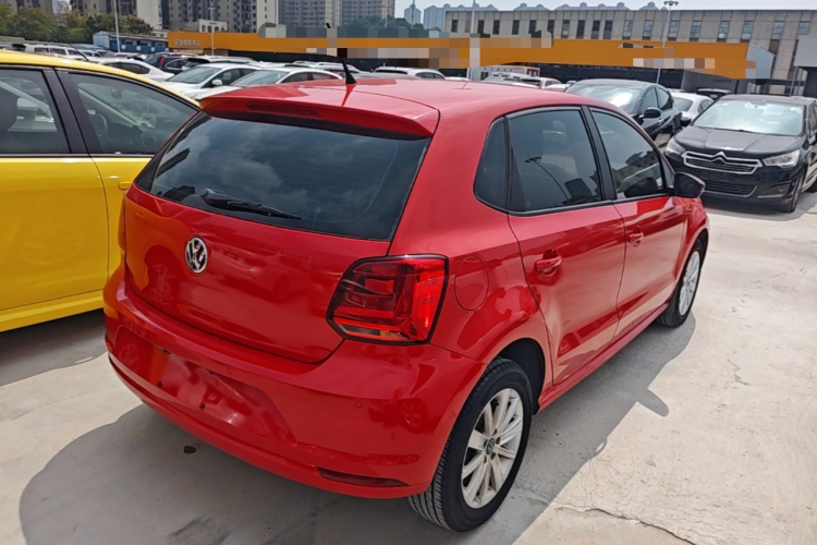 Volkswagen Polo 2017 car image #7