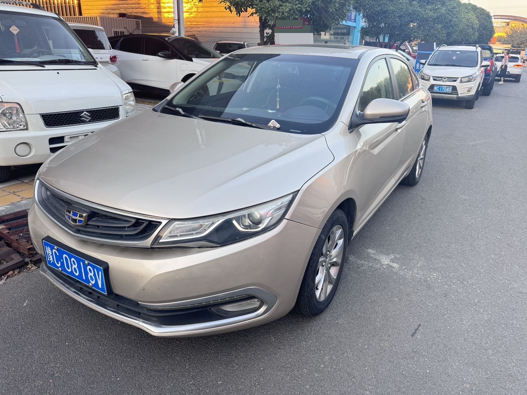 GEELY Emgrand 2017 image de voiture 