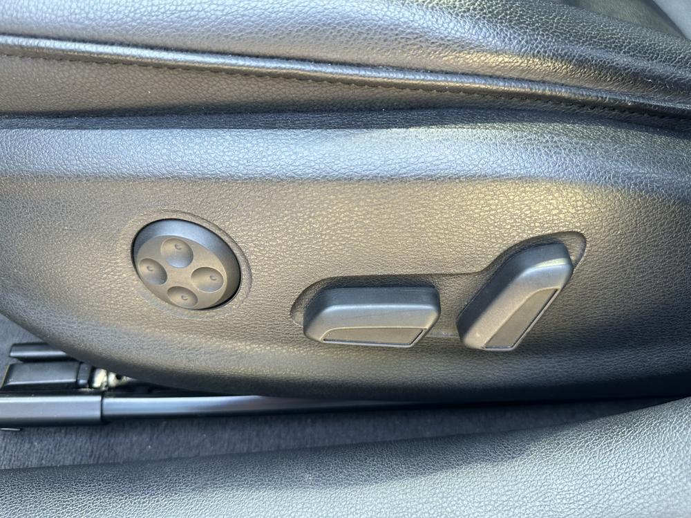 Audi A3 2016 car image #30