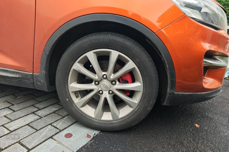 GEELY Emgrand GS 2016 car image #9