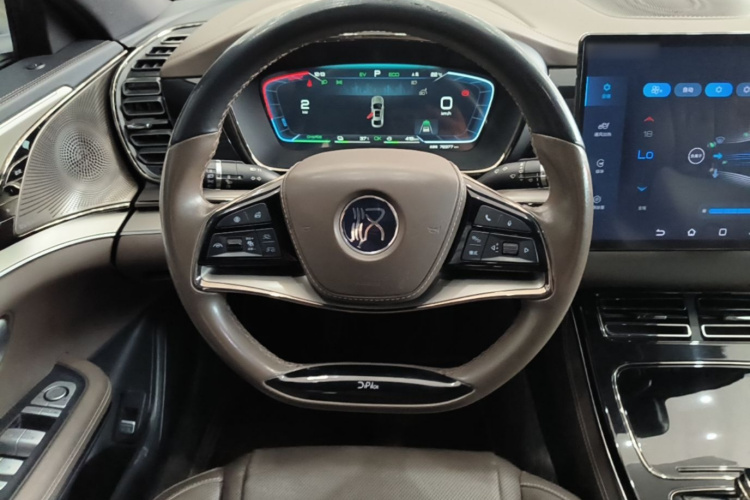 BYD Han 2023 car image #11