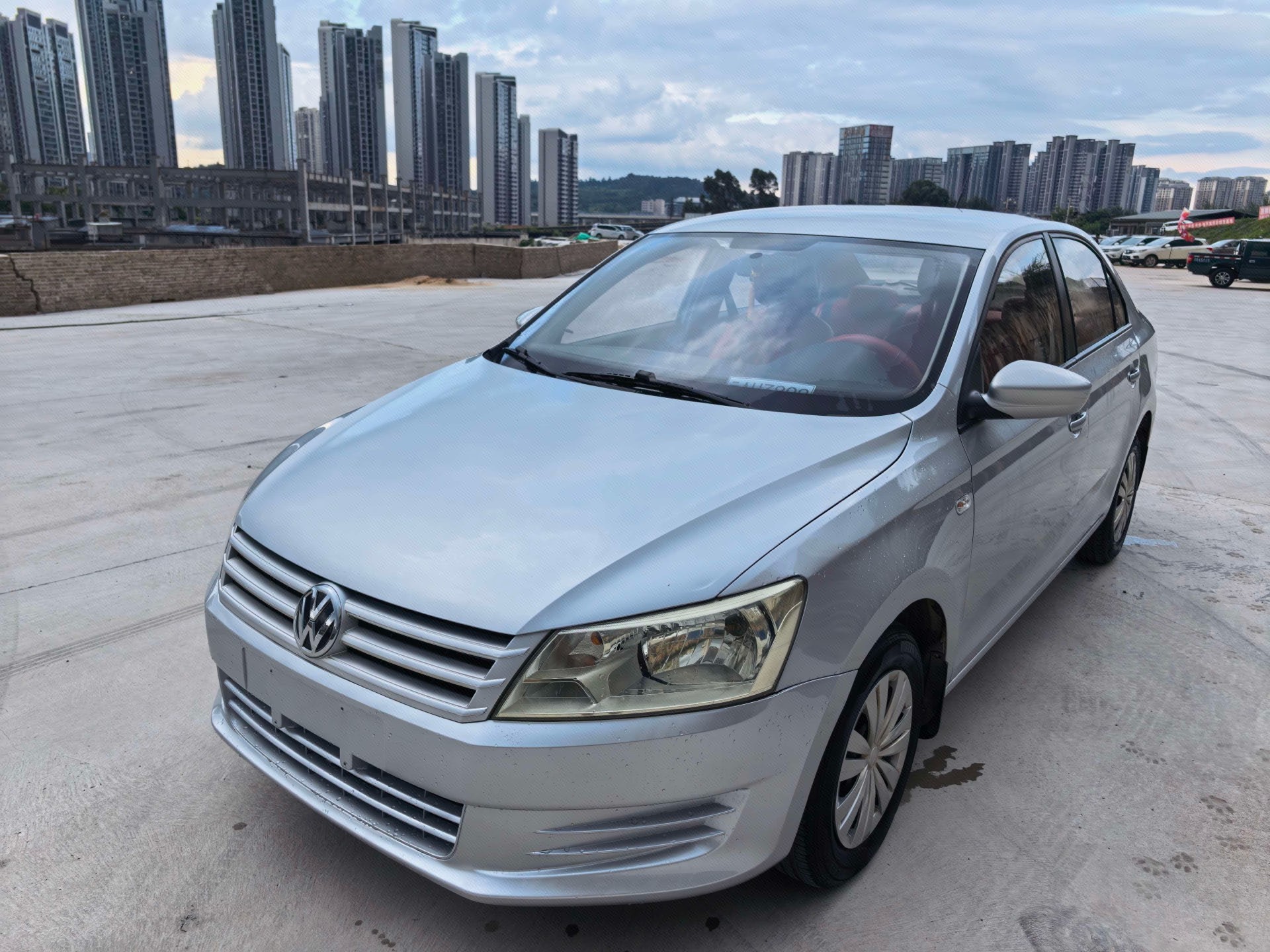 Volkswagen Santana 2015 car image 
