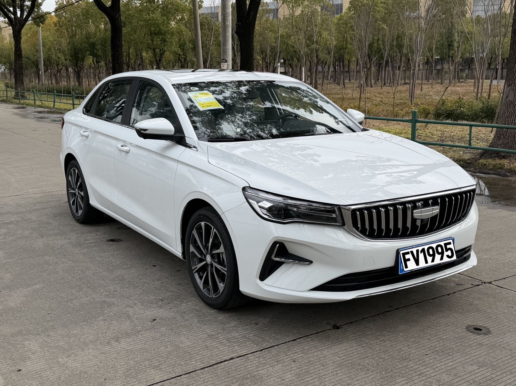 GEELY Emgrand 2026 car image #3