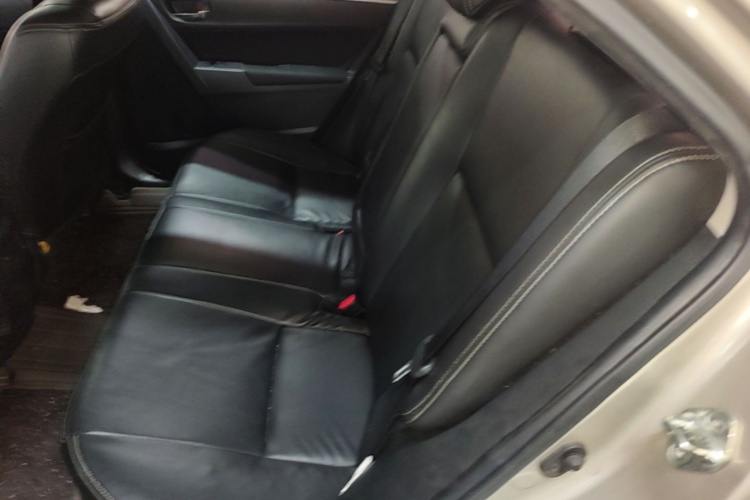 Toyota Corolla 2019 #17 Toyota Corolla 2019 car image #17