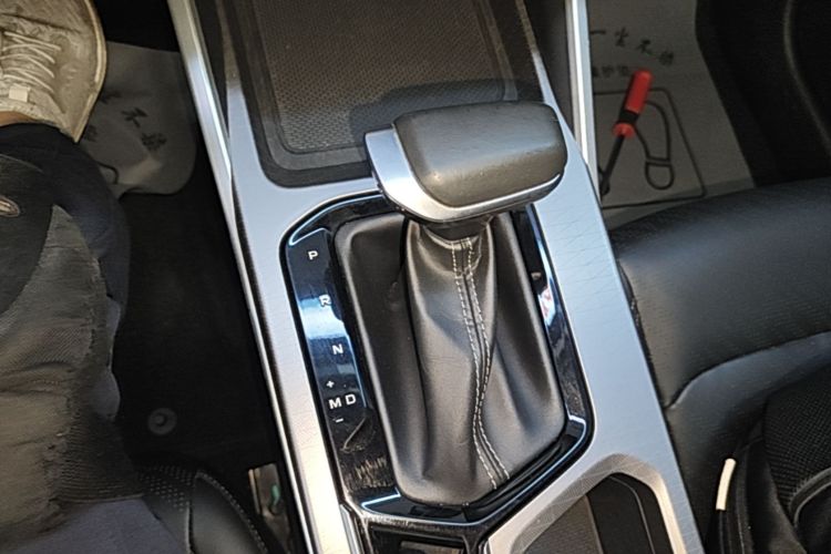 GEELY Emgrand 2023 #14 GEELY Emgrand 2023 car image #14