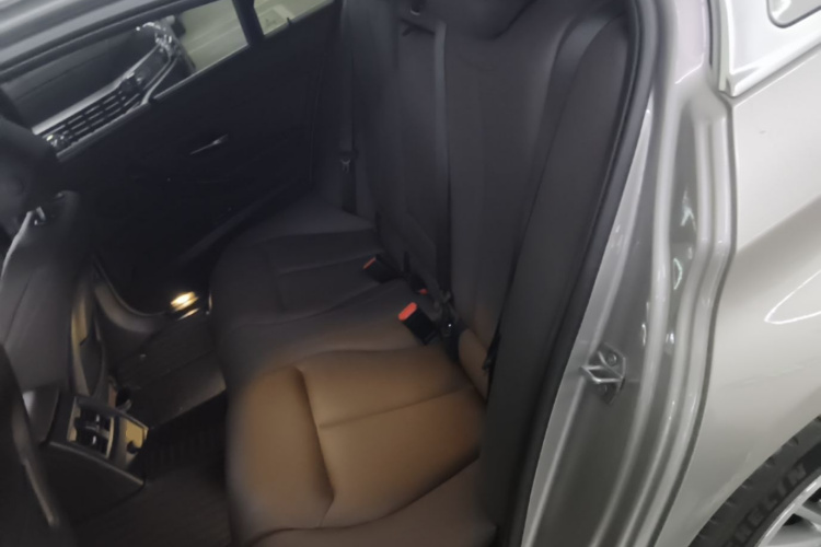 BMW 3 Series 2019 #17 BMW 3 Series 2019 immagine di auto #17