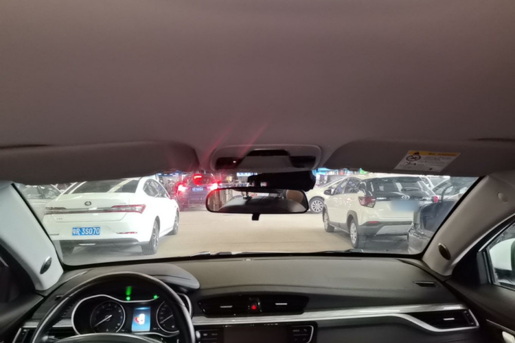 GEELY Emgrand 2020 car image #20