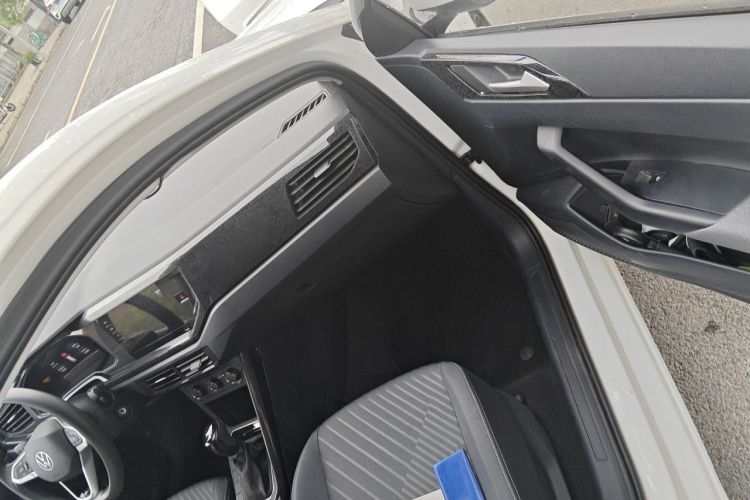Volkswagen Lavida 2025 car image #23