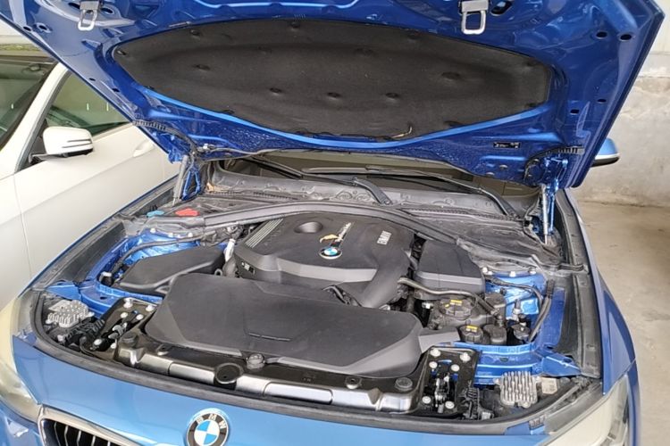 BMW 3 Series GT 2019 car image #22