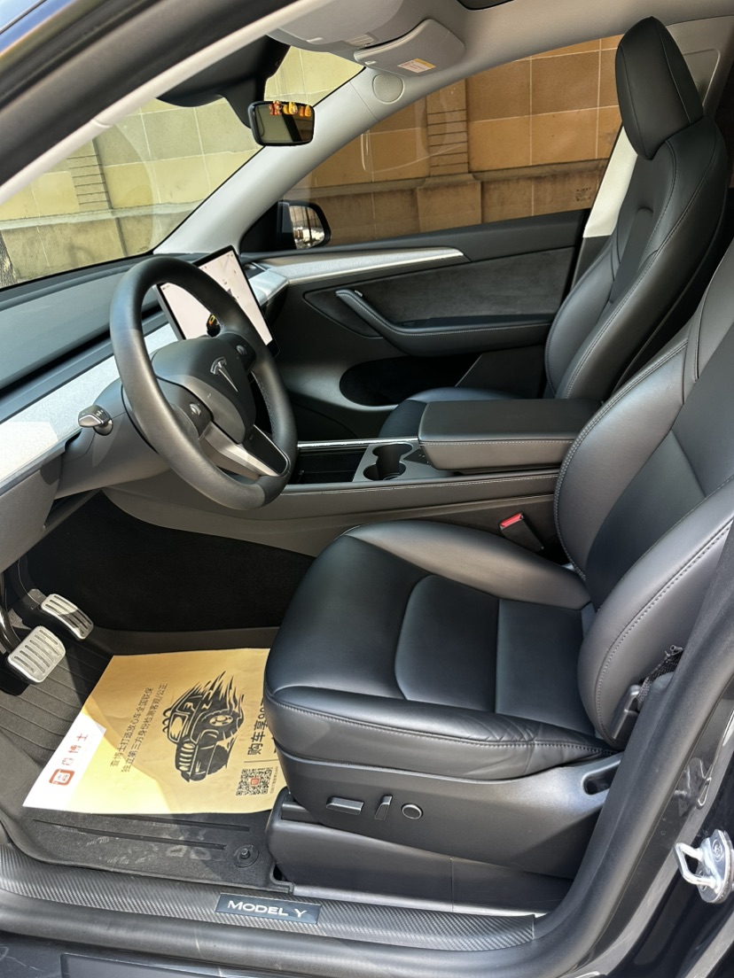 Tesla Model Y 2024 #5 Tesla Model Y 2024 car image #5