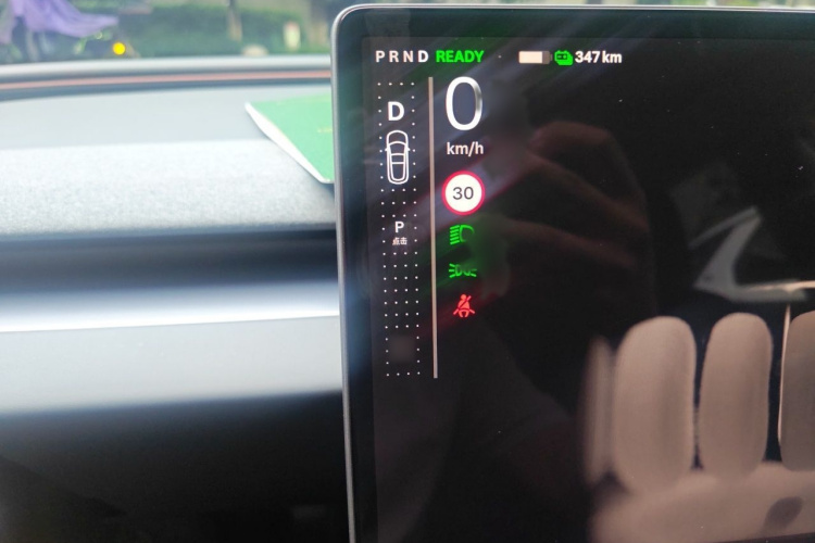 Tesla Model 3 2026 car image #18