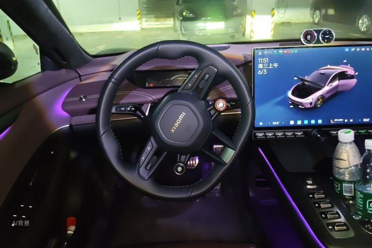MI SU7 2025 immagine di auto #12