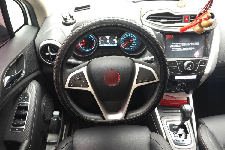 BYD Yuan 2018 car image #11