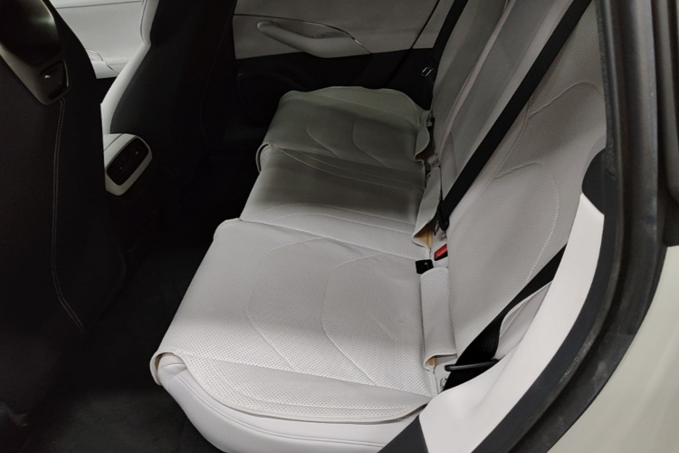 MI SU7 2024 car image #17