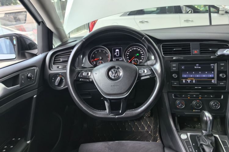 Volkswagen Golf 2018 #15 Volkswagen Golf 2018 صورة سيارة #15