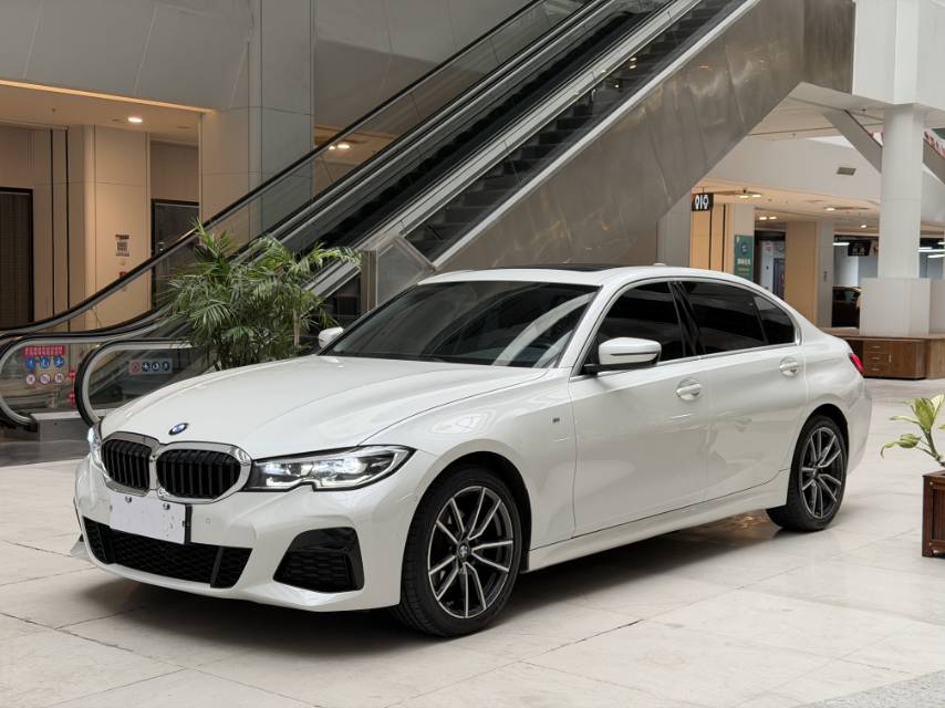 BMW 3 Series 2021 car image 