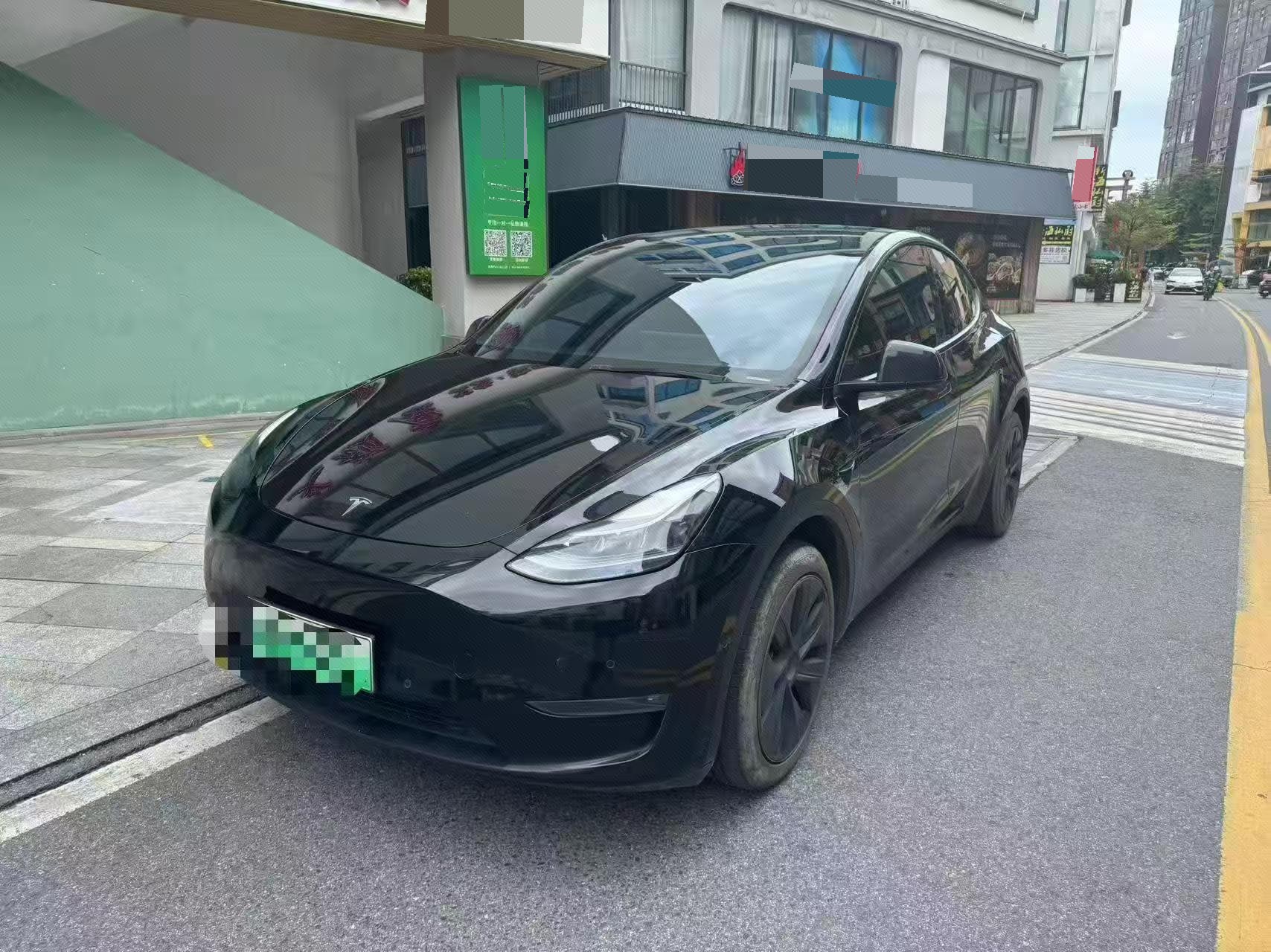 Tesla Model Y 2023 Tesla Model Y 2023 car image