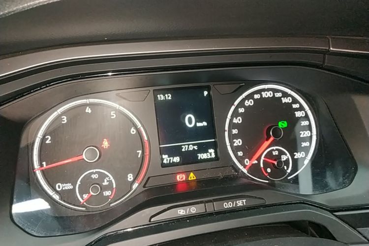 Volkswagen Polo 2021 car image #12