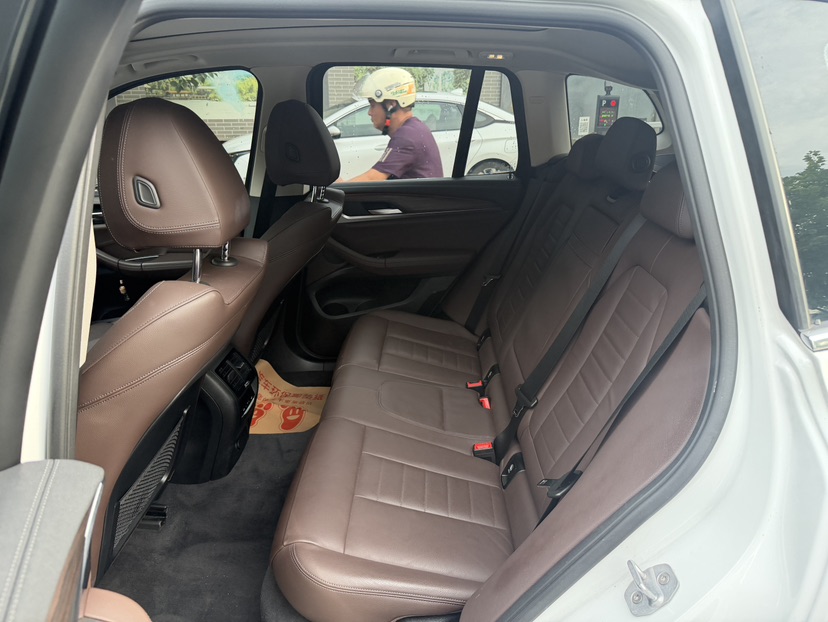 BMW X3 2019 car image #7
