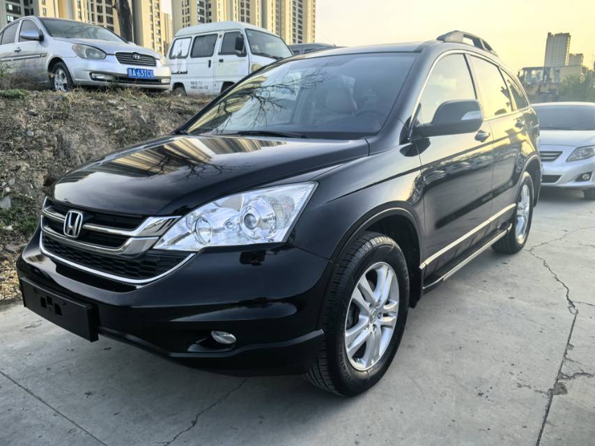 2010 2010 car image