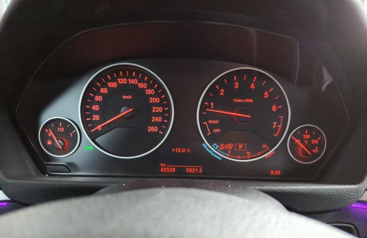 BMW 3 Series 2018 #3 BMW 3 Series 2018 car image #3
