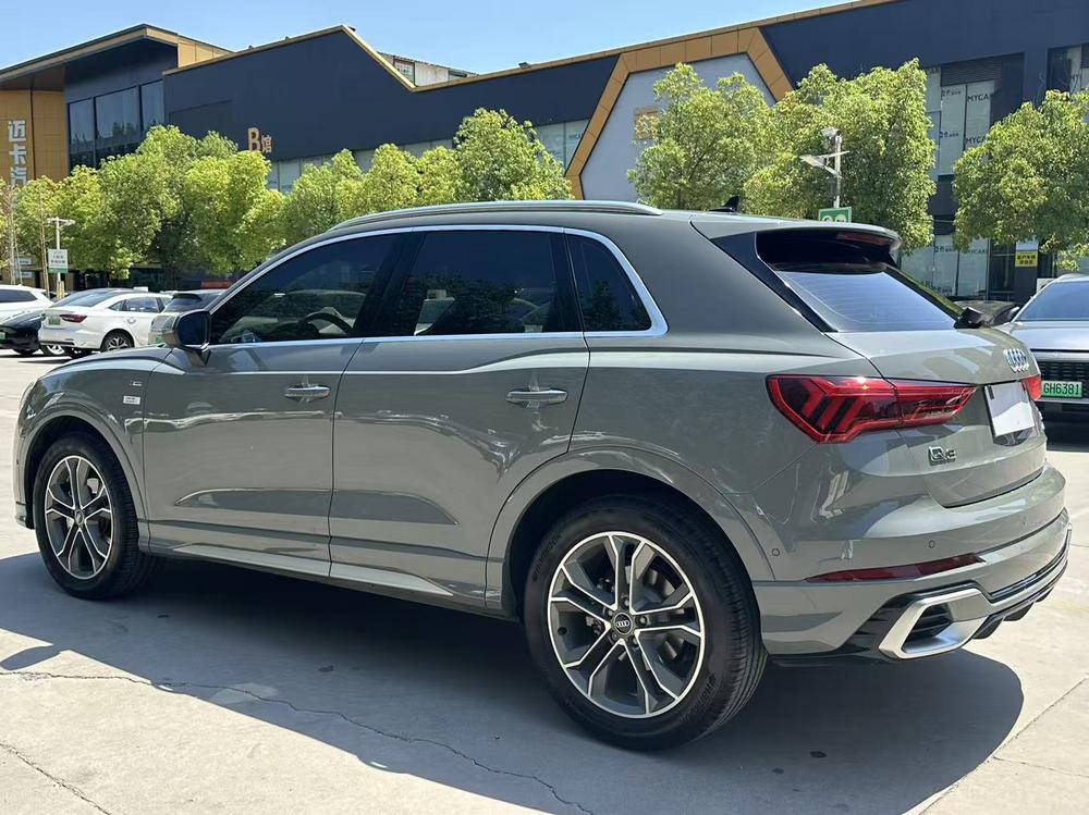 Audi Q3 2023 изображение автомобиля #5