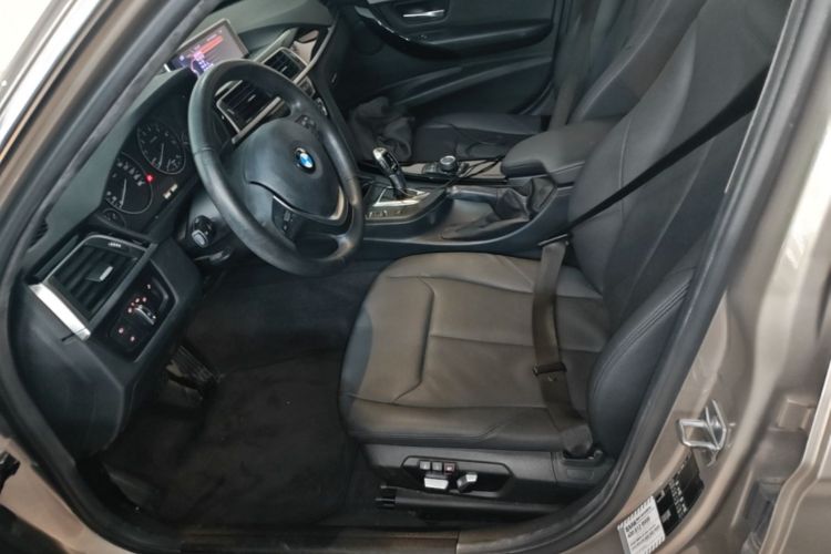BMW 3 Series 2016 #15 BMW 3 Series 2016 car image #15
