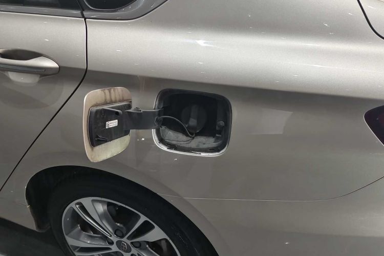 GEELY Binray 2019 immagine di auto #8