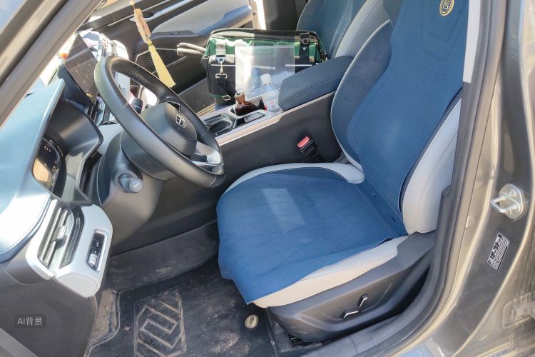 GEELY Emgrand 2021 car image #17