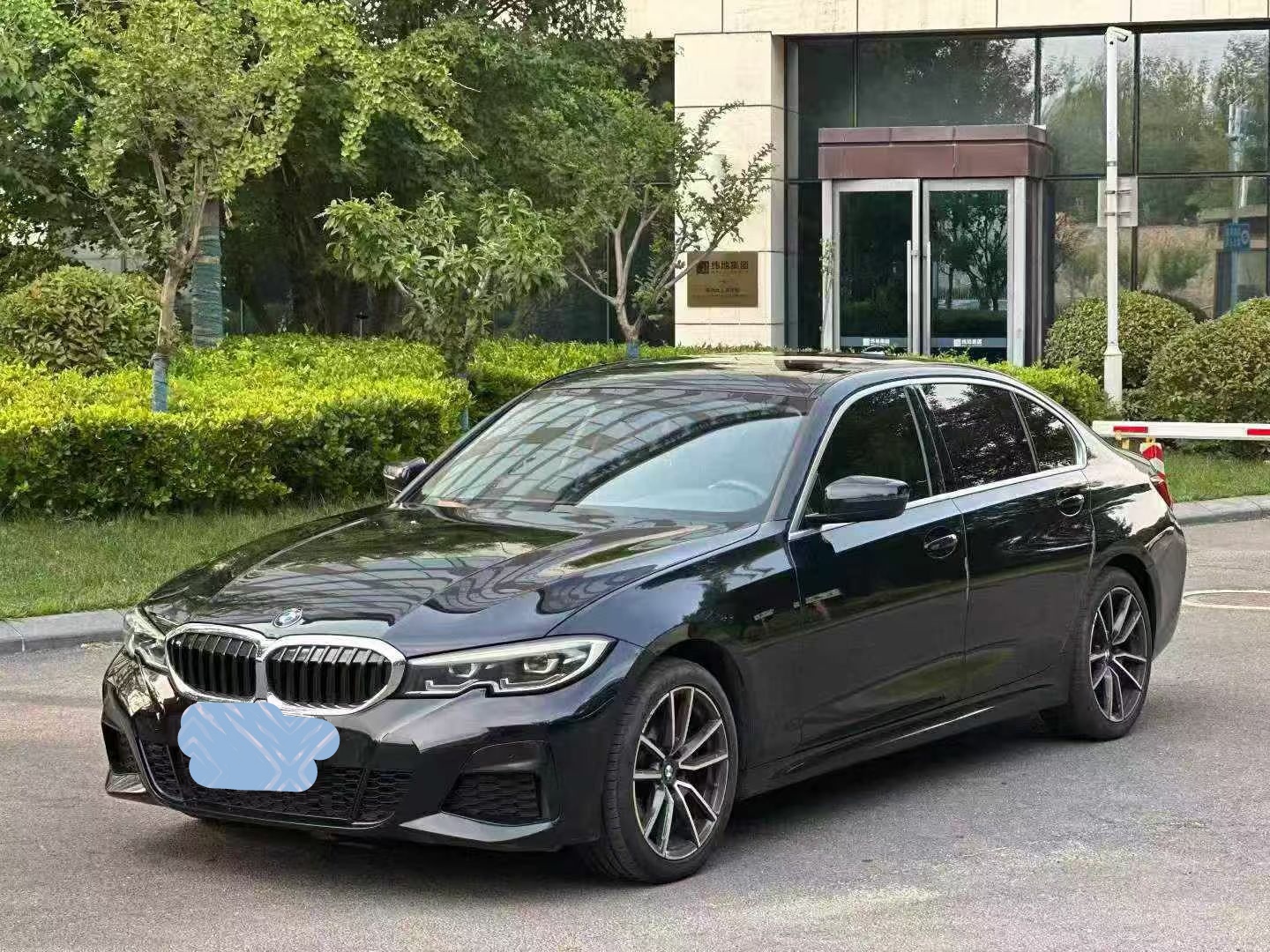 BMW 3 Series 2021 BMW 3 Series 2021 car image