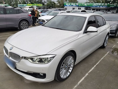 BMW 3 Series 2018 صورة سيارة 