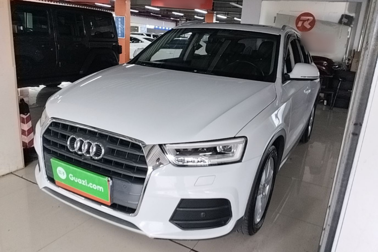 Audi Q3 2018 #2 Audi Q3 2018 car image #2