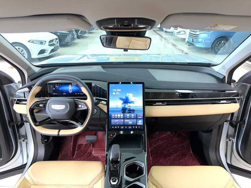 GEELY Boyue L 2023 car image #13