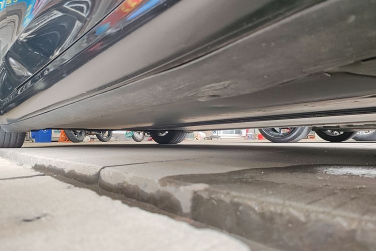 Tesla Model 3 2020 car image #26