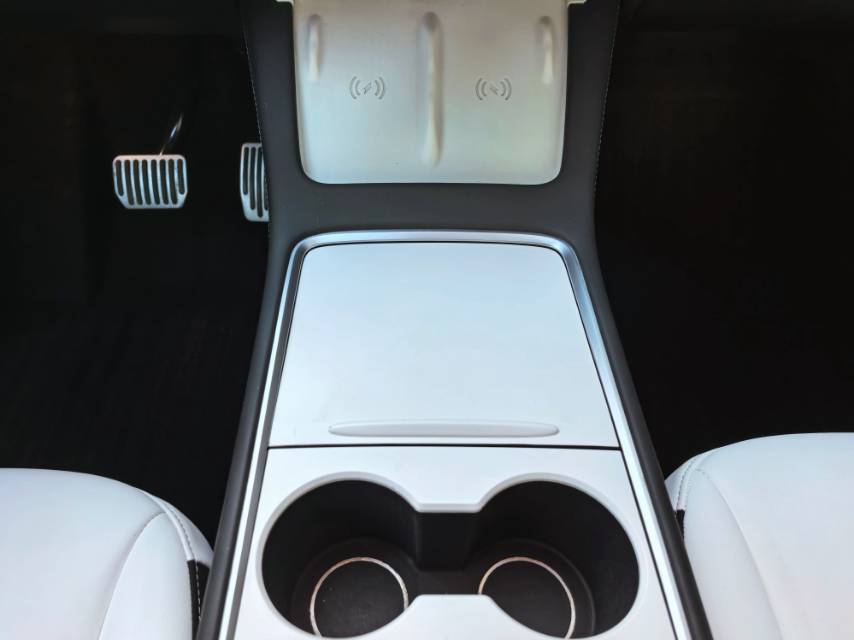 Tesla Model Y 2023 #16 Tesla Model Y 2023 image de voiture #16