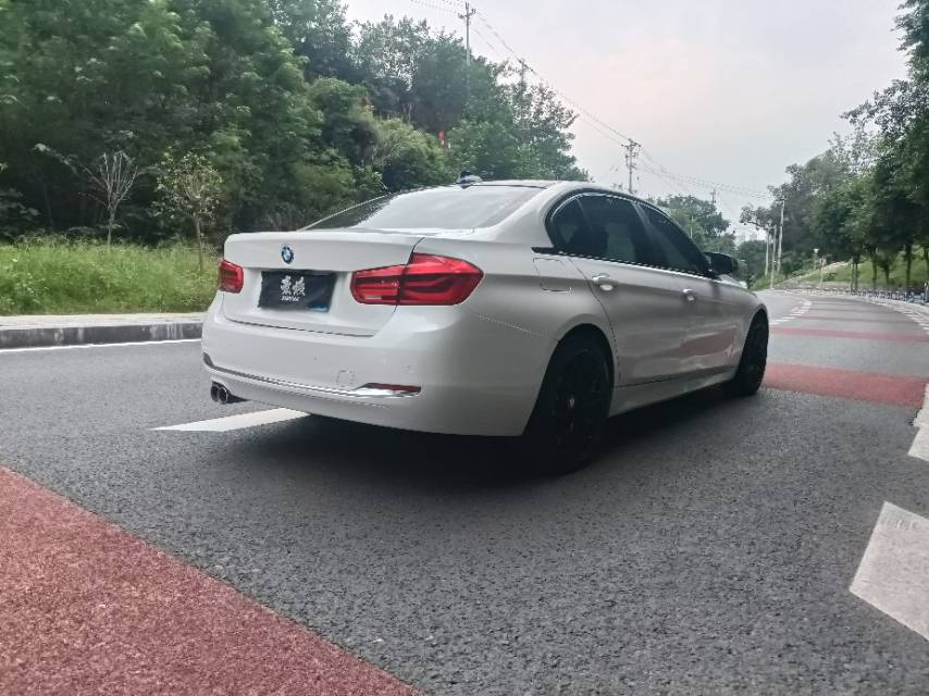 BMW 3 Series 2019 #7 BMW 3 Series 2019 car image #7