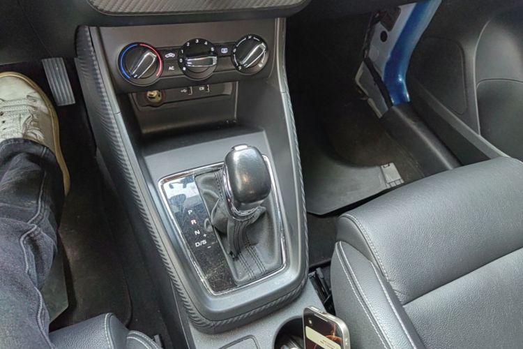 MG ZS 2017 immagine di auto #14
