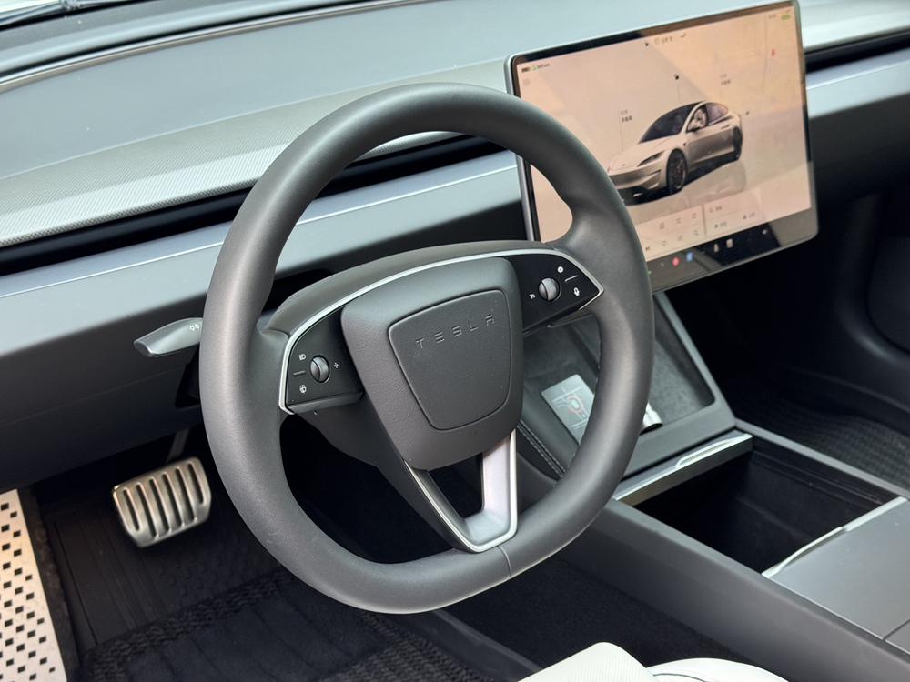 Tesla Model 3 2025 #16 Tesla Model 3 2025 car image #16