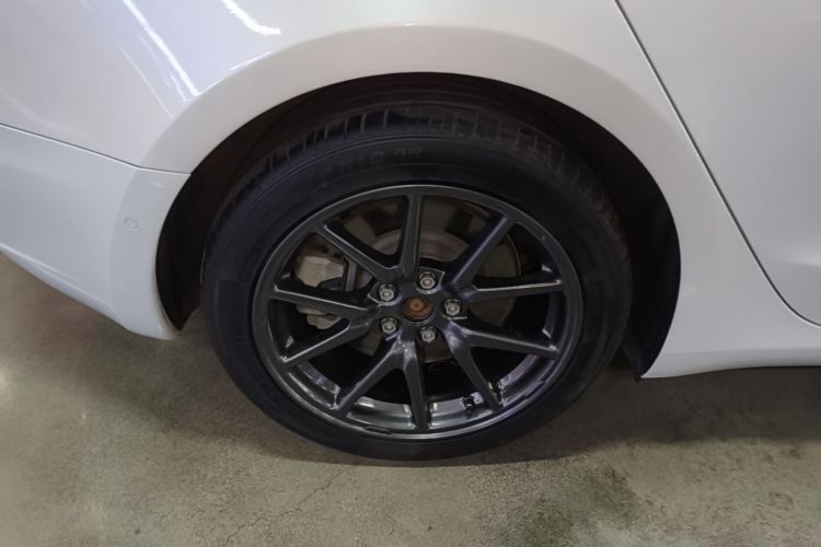 Tesla Model 3 2020 #10 Tesla Model 3 2020 صورة سيارة #10