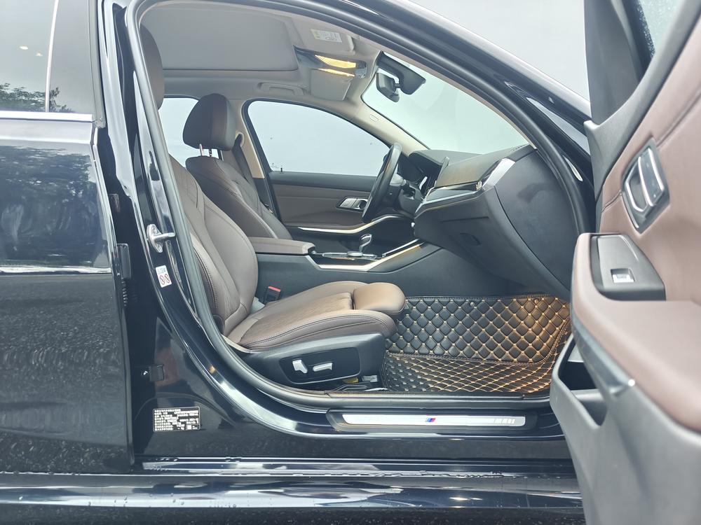 BMW 3 Series 2021 imagen de coche #8