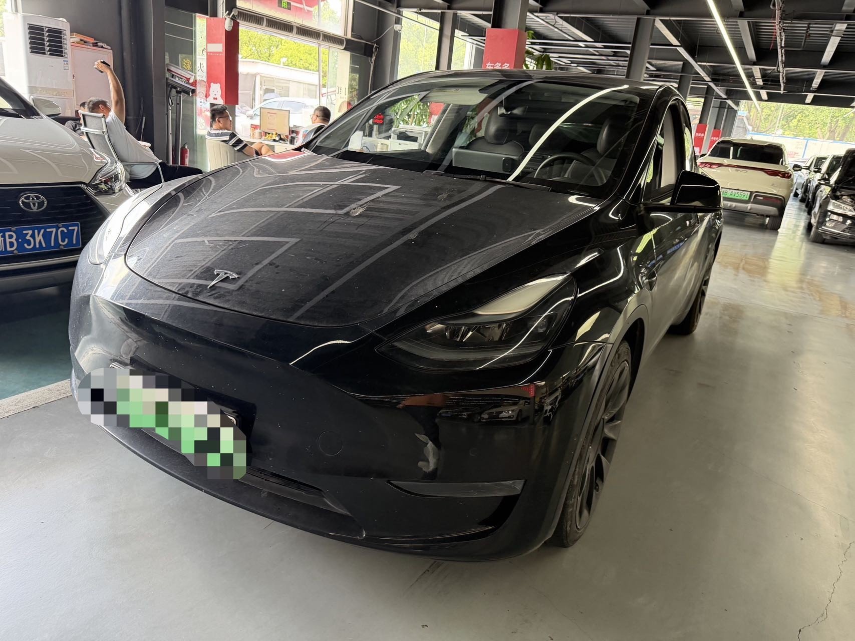 Tesla Model Y 2021 car image 