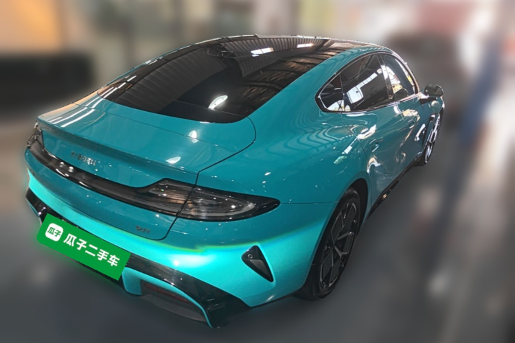 MI SU7 2025 car image #7