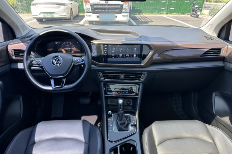 Volkswagen Tharu 2023 #8 Volkswagen Tharu 2023 car image #8