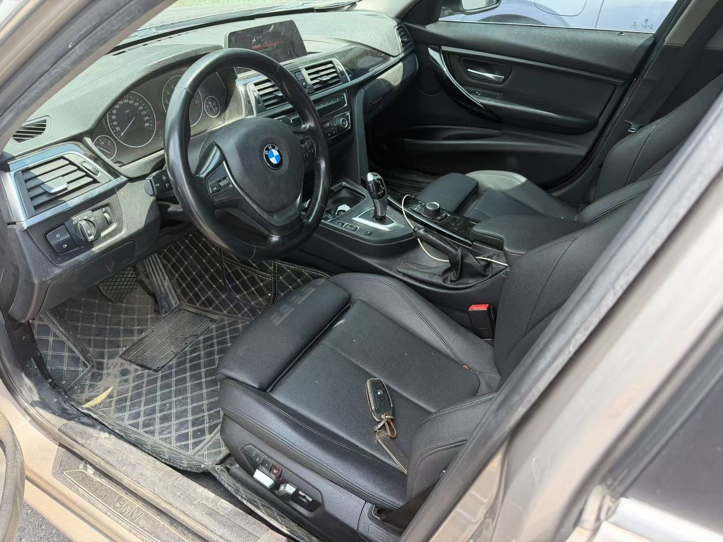 BMW 3 Series 2018 #4 BMW 3 Series 2018 car image #4